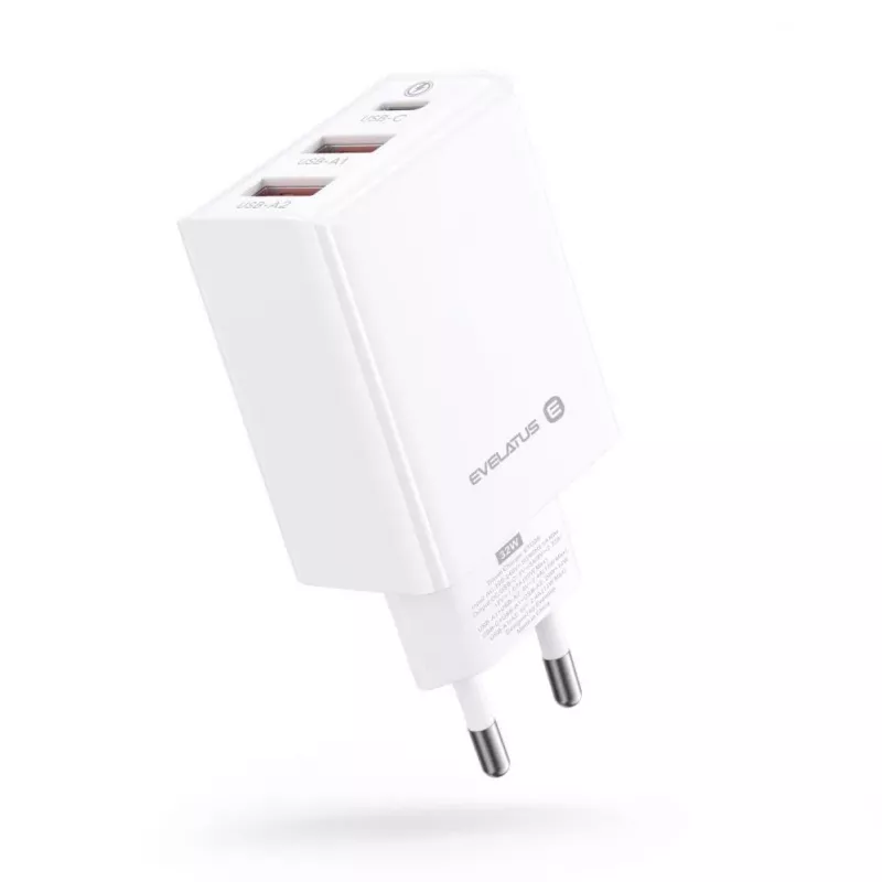 Evelatus ETC06 cestovná nabíjačka EU nástenná 3 porty 32W USB-C / USB-A2 biela