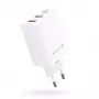 Evelatus ETC06 cestovná nabíjačka EU nástenná 3 porty 32W USB-C / USB-A2 biela