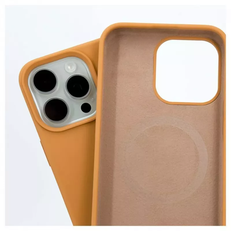 Evelatus Apple iPhone 15 Pro Premium MagSafe Soft Touch silikónové puzdro zlaté