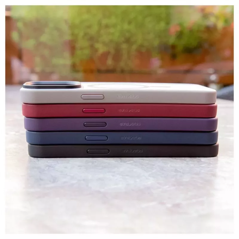 Evelatus Apple iPhone 15 Pro hybridné puzdro s MagSafe PC+TPU Deep Purple