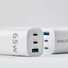 Evelatus 65W Max rýchla nabíjačka UK USB-C1/USB-C1/USB-A biela