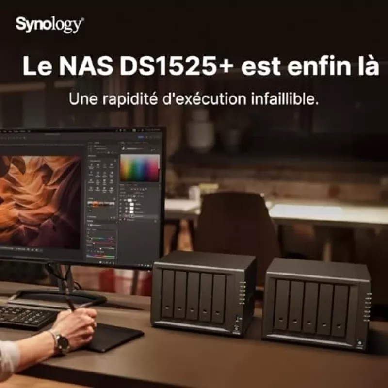 Synology DiskStation DS1525+ NAS/Storage Server Ryzen Embedded V1500B 8 GB DDR4 0 TB čierna