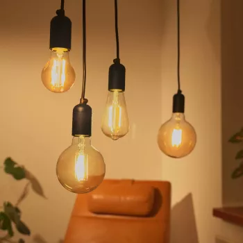 Inteligentná žiarovka Denver LBF-404 Wi‑Fi čierna transparentná energetická trieda F