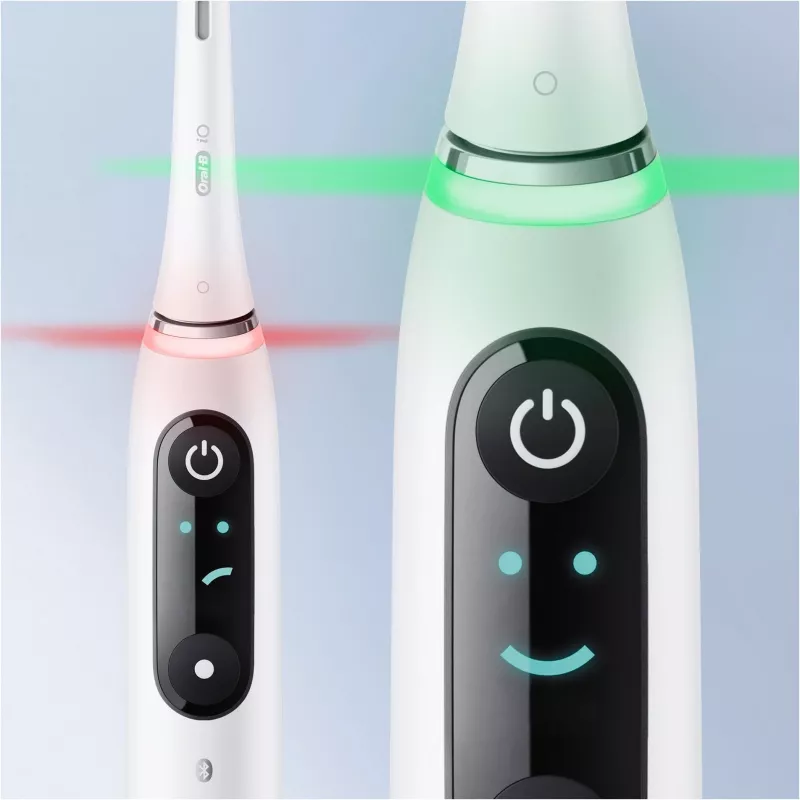 Oral-B iO 9N vibračná zubná kefka pre dospelých biela