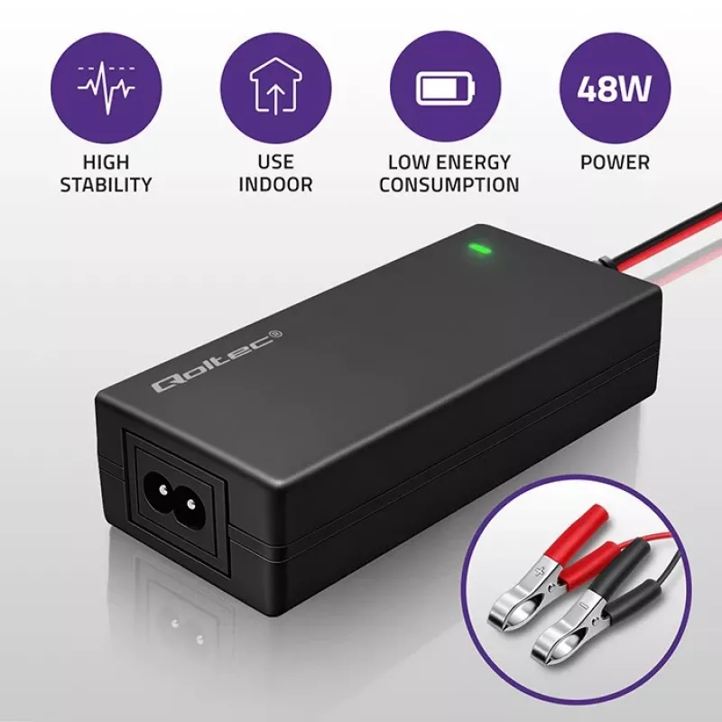 Qoltec automatická nabíjačka batérií AGM GEL STD 12V 4A 48W LED kábel 1,8m