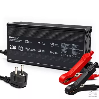 Qoltec 12V 20A inteligentná nabíjačka LiFePO4 batérií s LED indikátorom a aktívnym chladením