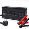 Qoltec LiFePO4 nabíjačka batérií 12V 30A s LED indikátormi a inteligentným 3-stupňovým nabíjaním