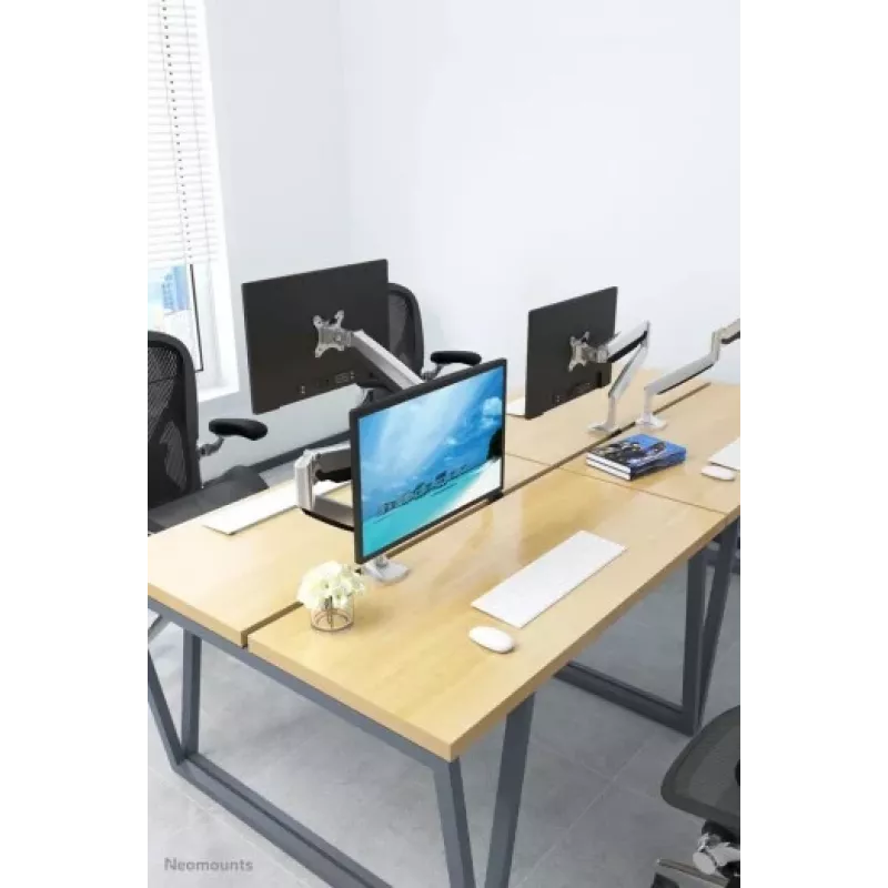 NEOMOUNTS STOLOVÝ DRŽIAK PRE PLOCHE MONITORY (10-32) STOLOVÁ SVORKA/PRIEŤAH