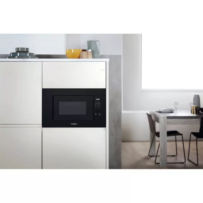 WHIRLPOOL Vstavaná mikrovlnná rúra WMF200G NB, 20L, čierna