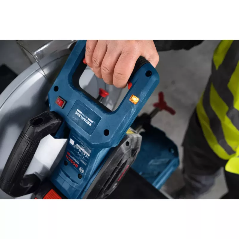 Bosch GCD 18V-355 Professional akumulátorová rozbrusovačka na kov, 18 V, 355 mm kotúč, iba zariadenie (modrá)