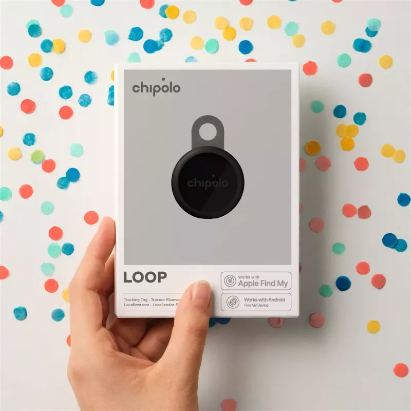 Chipolo LOOP – nabíjateľný Bluetooth tracker so silikónovým pútkom pre iOS & Android, balenie 4 ks (Charcoal, Chalk, Navy, Coral)