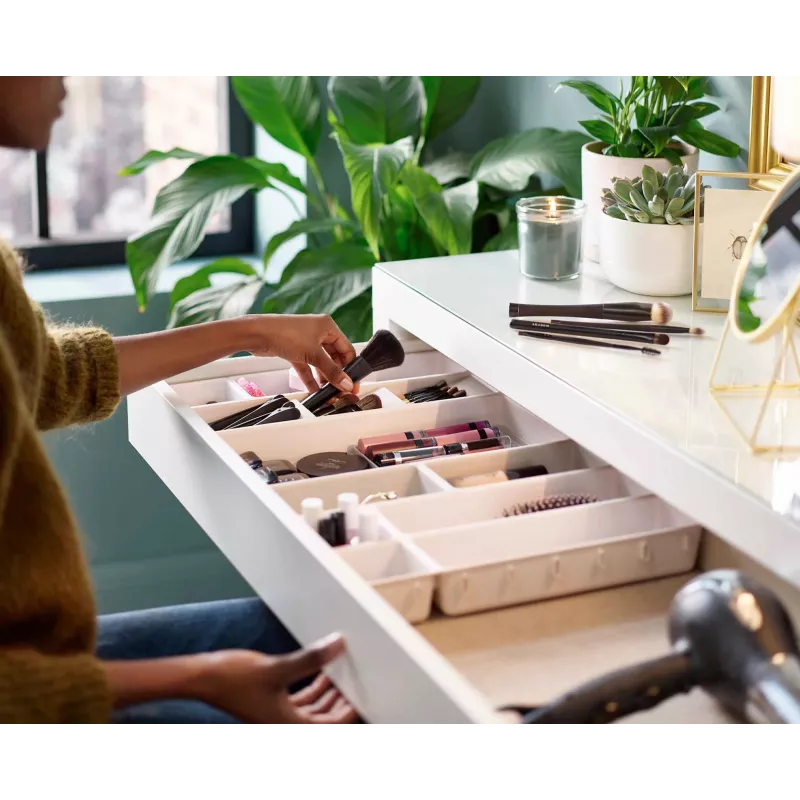 Joseph Joseph Viva 12-dielna sada organizérov do zásuvky na make-up - sivá/priehľadná