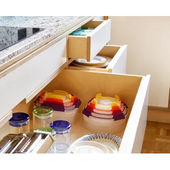 Joseph Joseph Nest Lock 4-dielna viacfarebná sada okrúhlych nádob