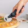 OTOTO Kitty Cut krájač na pizzu - čierno-biely dizajn mačky