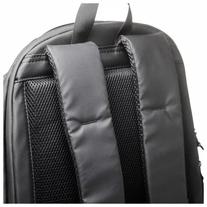 Trunk Travel batoh s priehradkou na notebook čierny