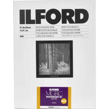 ILFORD Multigrade RC Deluxe Glossy variabilný kontrast čiernobiely fotografický papier 18x24 cm 100 listov