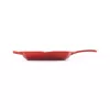 Le Creuset liatinová grilovacia panvica, hranatá, 26 cm, čerešňová červená