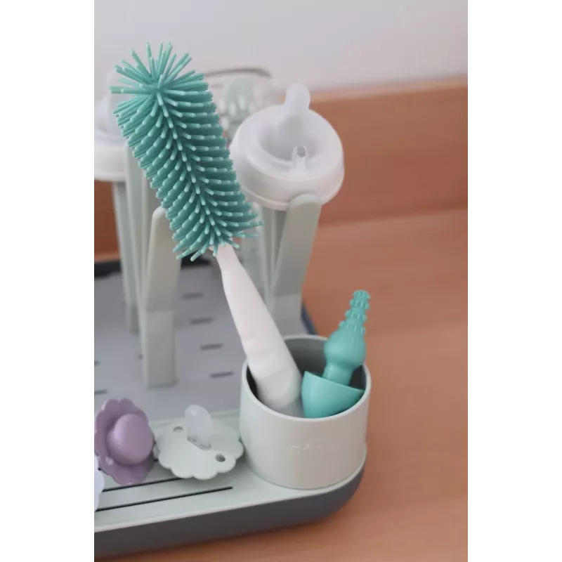 Beaba silikónová kefa na fľaše a cumlíky Sage Green