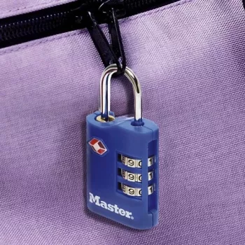 Master Lock balenie 2 kódových visiacich zámkov TSA, rôzne farby
