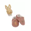 Kaloo 2-in-1 darčeková sada králik (hrkálka + capáčiky) kolekcia Petites Chansons