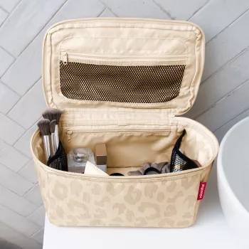 Reisenthel Beauty Case Leo Vanilla FF1043 - kozmetická taška 4L recyklovaný polyester