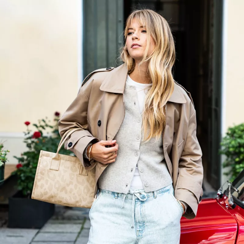 Reisenthel daily shopper XS leo vanilla nákupná taška