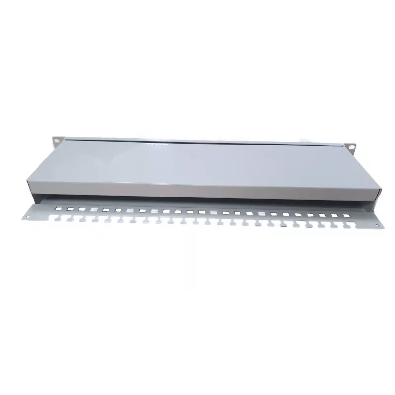 EFB Elektronik čiastočne osadená breakout box s 24 LC duplex konektormi OM3