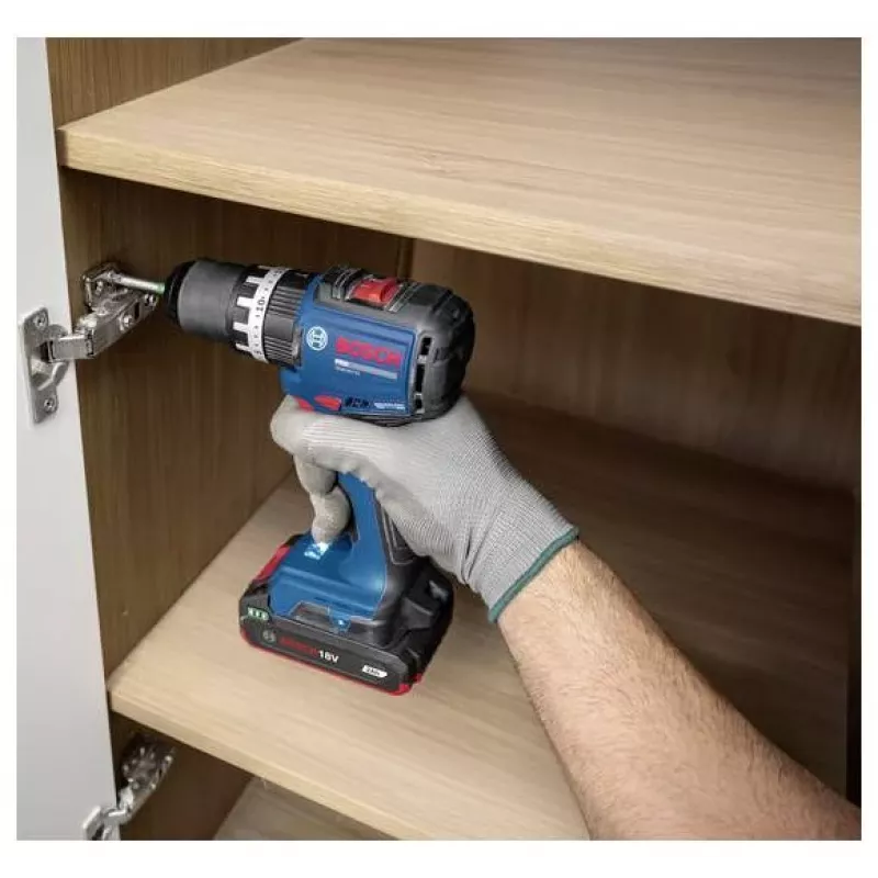 BOSCH Professional GSB 18V-52 akumulátorový príklepový vŕtací skrutkovač sada s 2 akumulátormi 2,0 Ah, L-Case
