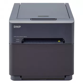 DNP Photo Imaging DP-QW410 Dye-Sublimation foto tlačiareň - 300x300 DPI - 4x6 palcov - čierna