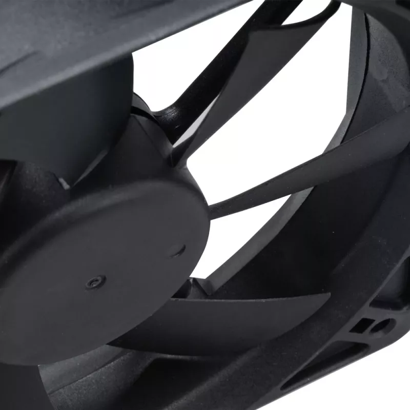 Akasa 12cm čierny ventilátor - 17,5 dB - čierny