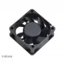 Akasa 60x25mm čierny ventilátor do skrine 3-Pin Sleeve Bearing stredná rýchlosť