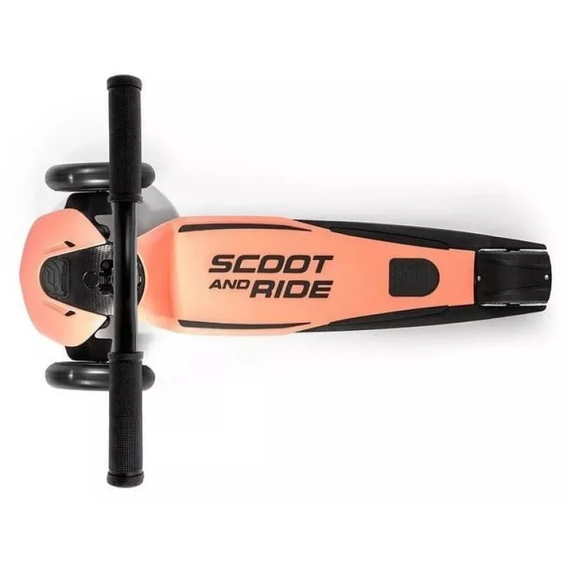 Scoot & Ride Highwaykick 5 LED Peach 3-kolesová odrážacia kolobežka