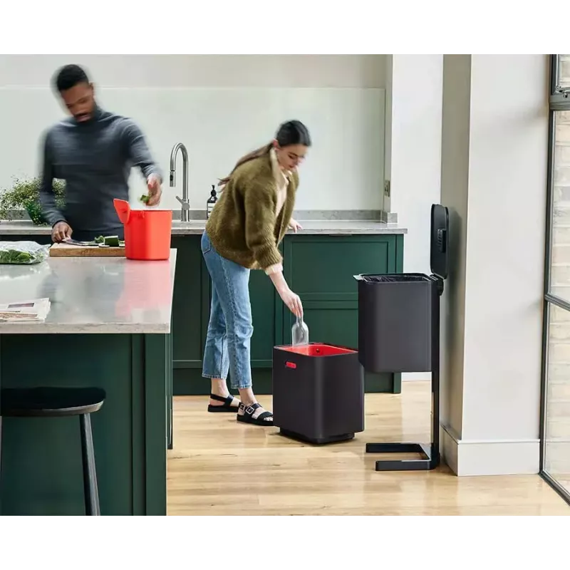 Joseph Joseph Totem Max 60L čierny odpadkový a recyklačný kôš