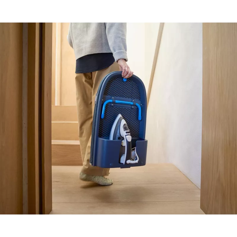 Joseph Joseph Pocket Plus Max skladacia stolová žehliaca doska modrá