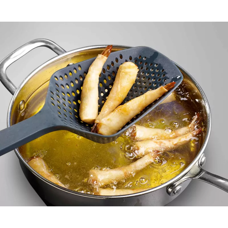 Joseph Joseph Scoop Plus čierny cedník