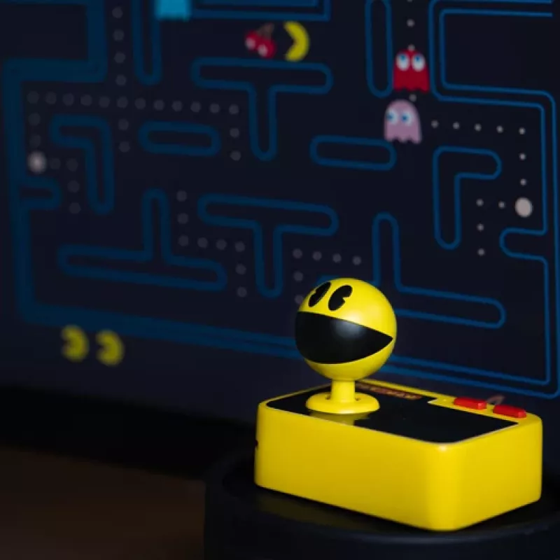 FIZZ CREATIONS Retro Arcade Pac-Man Konzola plug and play s bezdrôtovým gamepadom