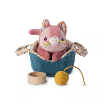 Lilliputiens Jeanne the Cat plyšová hračka sada s košíkom a doplnkami, 12m+