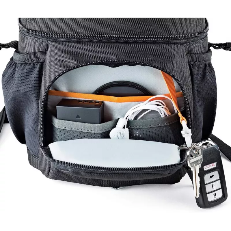 Lowepro Nova 140 AW II ramenná taška na fotoaparát čierna