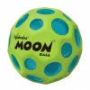Waboba Moon Ball Martian - odskakovacia lopta s materiálom Zecton, kráterová štruktúra, výška odskoku až 30 m