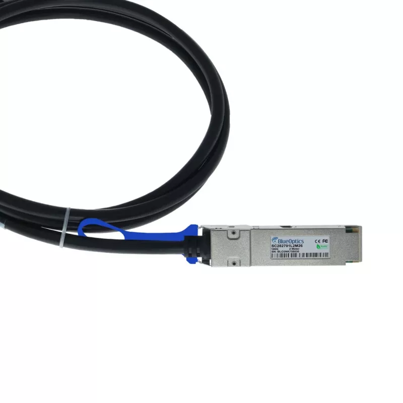 BlueOptics Fortinet FN-CABLE-QSFP28-4SFP28-5 BlueLAN SC282701L5M26 pasívny 100GBASE-CR4 QSFP28 na 4x25GBASE-CR SFP28 Direct Attach breakout kábel, 5 metrov