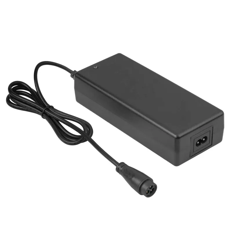 Akyga AK-EV-20 nabíjačka pre e-skúter na 48 V Li-Ion batérie (13S), 54,6 V, 2 A, 109 W, LP16 konektor, 1,2 m