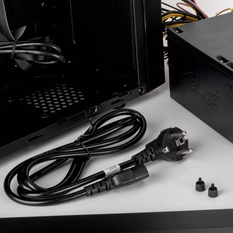 Akyga AK-PC-08S napájací kábel CEE 7/7 (Schuko) na IEC C13, 3 x 1,5 mm² meď, 10 m, čierny