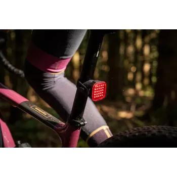 Vayox VAR60 zadné cyklistické svetlo 500mAh 60lm IPX6 Stop