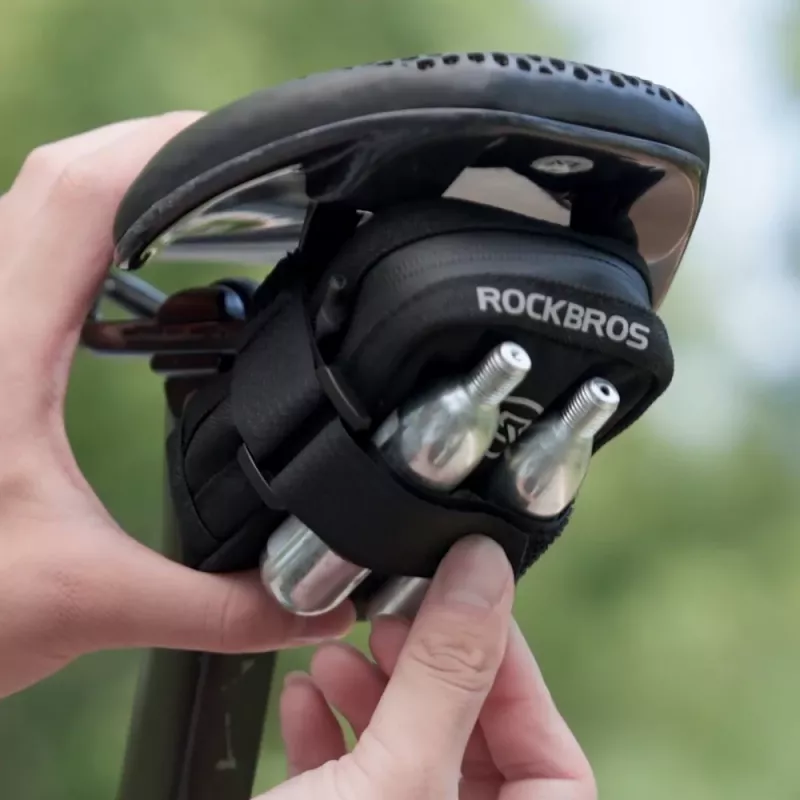 ROCKBROS Mini sedlová taška s držiakom na CO2 bombičky - čierna/zelená