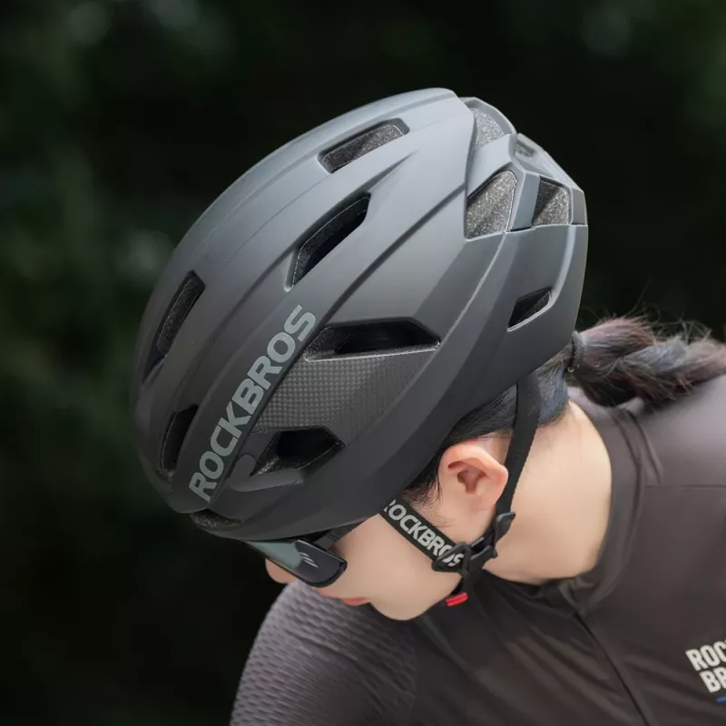 ROCKBROS LK-15 Carbon Fiber cyklistická prilba 58-62 cm čierna