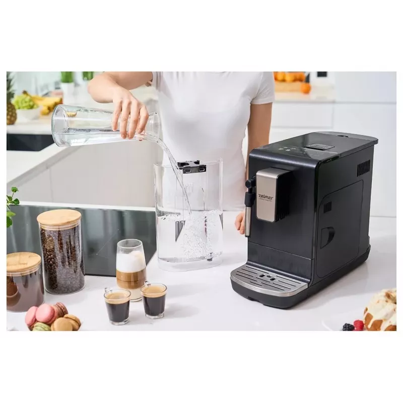 Zelmer Compact Maestro ZCM8110 kávovar na espresso, čierny, 1050 W, 15 bar