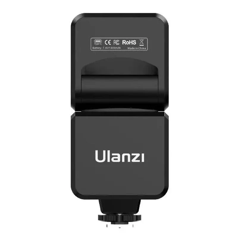 Ulanzi F32 RGB LED video svetlo 6W 2000mAh USB-C
