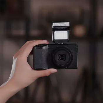 Ulanzi SL03 bi-color LED video svetlo - čierna