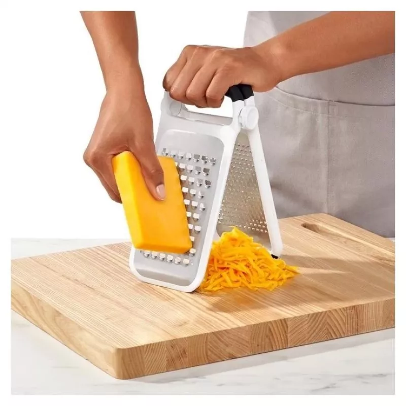 OXO Good Grips 2-in-1 udržiavač byliniek a zeleniny biely