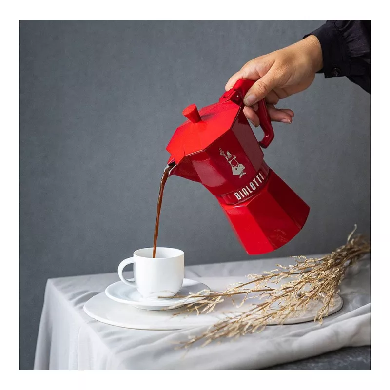 Bialetti Moka Exclusive 3-šálkový červený espreso kávovar na sporák (9055)